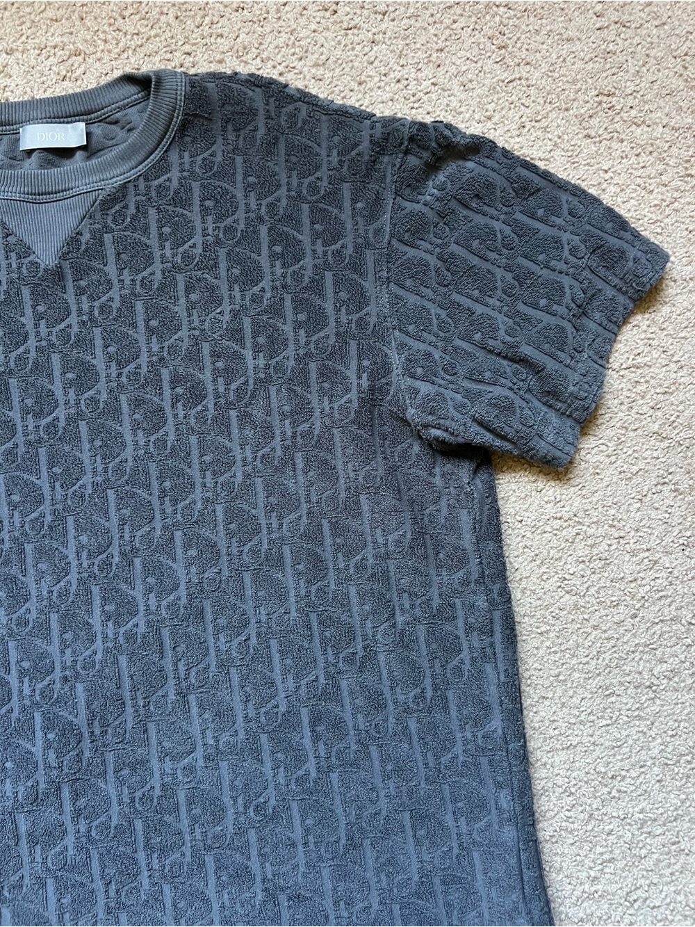 Dior Men’s Gray Monogram Crewneck Sweater - Picture 4 of 10
